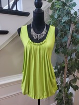 Lane Bryant Women&#39;s Green Pleated Round Neck Sleeveless Top Blouse Size 14/16 - £20.51 GBP