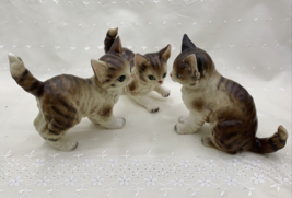 3 Vintage Lefton Cat Figurines Tabby Striped Kitty Collectible Sweet Eyes 80219 - £60.64 GBP