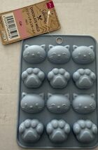 Cat and Paw Design silicone Chocolate Mold Blue - $9.99