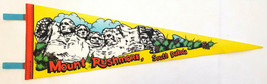 Vtg MOUNT RUSHMORE SD Pennant-Felt-25.25&quot;-Triangle Flag Banner-Yellow - $22.99