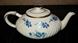 Antique Arthur Wood Georgian England 4755 Teapot (Heavy Crazing) Blue Floral - £27.60 GBP