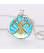 Mountaineering Cabochon Necklace - $131.52 MXN
