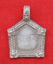 VINTAGE ANTIQUE TRIBAL OLD SILVER PENDANT INDIAN - £53.34 GBP