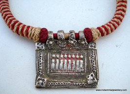 TRIBAL OLD SILVER AMULET PENDANT NECKLACE HINDU - $147.51
