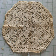 Vintage Hand Crocheted Doily Set #31a - £6.95 GBP