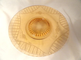 Amber Trellis Wheel Cut Underplate 10.75 inches wide with cup ring - £6.31 GBP