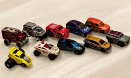Hot Wheels Diecast Toy Lot Of 25 - Years 2000 - 2012 image 6