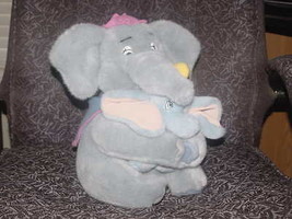 12&quot; Disney Mrs Jumbo Plush Toy Elephant Holding Baby Dumbo Adorable - £47.06 GBP