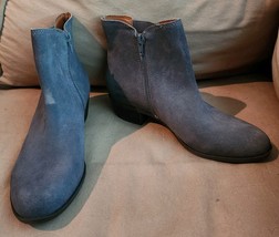 Lucky Brand LP-BYLSEA Gray Chelsea Booties Boots Size 8.5M - $35.00