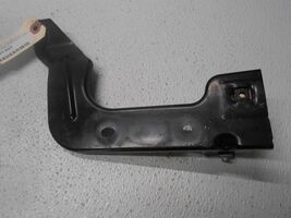 2011 Cadillac CTS Right RH Passenger side Headlight Bracket - $27.99
