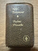 New Testament Psalms Proverbs GIDEON BIBLE Pocket Mini Brown - $4.95
