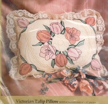 1991 Something Special Candamar Victorian Tulip Pillow Candlewick KIT 16... - $16.99