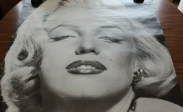 Marilyn Monroe Poster Roger Richman Prod 1982 TM-Portrait Wizard &amp; Genius #2522 - £21.66 GBP