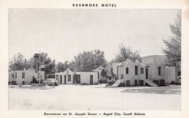 R API D City Sd~Rushmore Motel CABINS-DOWNTOWN On St Joseph St~Postcard - £3.98 GBP