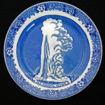Vintage Yellowstone Old Faithful Geyser Souvenir Plate - £69.83 GBP