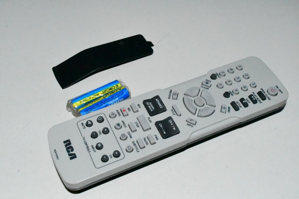 RCA RCR192DA1 Factory Original DVD Recorder Remote TESTED W BATTERIES GE... - $15.30
