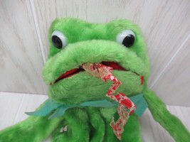 Vintage Frog Hand Puppet Green Red mouth squeak sound Plush Toy BLOWER B... - $13.50