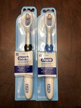 2X Oral-B 3D White Electric Toothbrush Battery Power Battery Included - £10.95 GBP