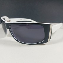 GF Ferre FF54302 White &amp; Black Subtle Designer Wrap Sunglasses - £45.71 GBP
