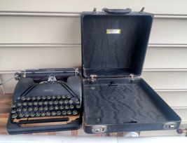 Vtg 1941 Smith &amp; Corona Sterling Typewriter 3A 96152 Round Key Portable ... - £157.66 GBP