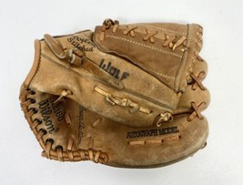Wilson A2160 Paul Blair Baseball Glove 11" Right Hand Thrower Autograph Model - $19.75