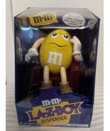 Vintage M&amp;M&#39;s Yellow Lazy Boy Chair Recliner Candy Dispenser 1999 - $436.09 MXN