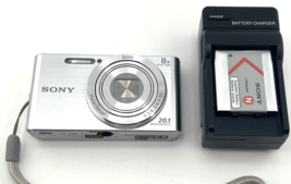 Sony CyberShot DSC W830 20.1MP Digital Camera Silver 8x Zoom Bundle TESTED - £176.94 GBP