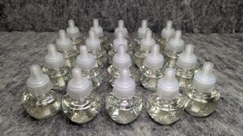 20 New Air Wick CITRUS Home Scented Oil Refills Bright Air Freshener - $53.03 CAD