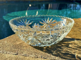 ANCHOR HOCKING Star Of David PRESCUT EAPC Glass Large Serving Bowl 10.5 ... - $19.14