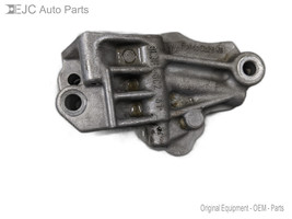 Left Variable Valve Timing Solenoid Housing For 06-08 Ford F-150  5.4 8L3E6C261A - $24.70