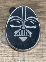 Star Wars Easter Egg Booster Darth Vader Disney Pin KG JD - $90.97 MXN