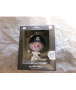 Hallmark &quot;New York Yankees MLB Wobble/Bobble Head&quot; 2019 Ornament NEW - $294.47 MXN