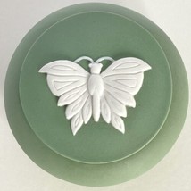 1985 George Good Green Jasperware White Butterfly Lid Trinket Box 3.5&quot; - £31.42 GBP