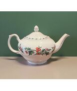 A Cup of Christmas Tea Teapot Holly Berry Gold Trim 1992 Vintage Waldman... - $34.61 CAD