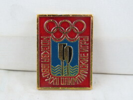 1980 Summer Olympic Pin (Moscow) - Rowing Event - Stamped Pin - $275.55 MXN