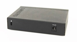 Linksys SE3005 5 Port Gigabit Ethernet Switch - Black/Blue  image 3