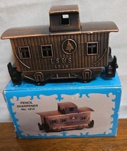 Die-cast Miniature Train Car Pencil Sharpener Antique Finished No. 1912 ... - $110.72 MXN