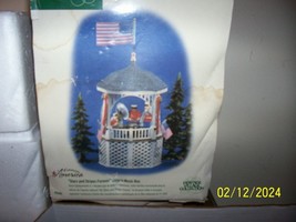 Department 56 Heritage Village &quot;Stars and Stripes Forever&quot; Gazebo Music Box MIB - £19.66 GBP