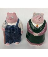 Vintage Farmer Salt and Pepper Shakers - Pigs Pig - American Gothic Port... - $379.82 MXN