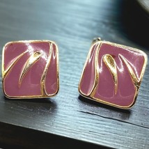 Retro Maroon Enameled Gold Tone Pierced Earrings Studs Women Vintage Style - £7.42 GBP