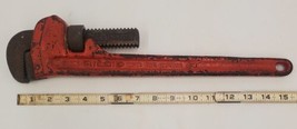 Vintage Rigid Heavy Duty Pipe Wrench Ridge Tool Co Elyria Ohio USA 18" Red - $19.60