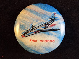 PIN BACK BUTTON Vintage USAF F-88 VOODOO McDONNELL Twin Engine FIGHTER JET  - $12.86