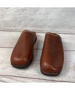 Women’s Brown Timberland Clogs Mule Slip On Leather Size 9 - $455.40 MXN