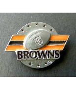 CLEVELAND BROWNS NFL FOOTBALL LOGO LAPEL PIN 1 INCH - £4.73 GBP