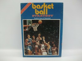 Basketball Strategy Vintage Board Game 816 Sports Illustrated Avalon Hill 1974 - $23.50