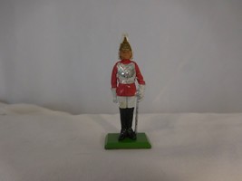 Britains Military Life Guards Troop Soldier 1973 Red Gold White - $13.87
