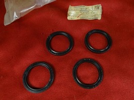 4 Yamaha Oil Seals Clutch 84-91 Riva 180 200 93109-28041 93101-28139 931... - $16.96