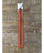 Coats And Clark Closed Bottom Zipper Orange/Red 9” - $269.71 MXN