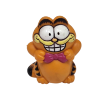 VINTAGE 1980's GARFIELD ORANGE CAT SITTING SMILING PINK BOW FIGURE PVC TOY - $19.00