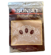 Sunset Stitchery Vintage 1983 Sunset Stitchery Embroidery Kit - £10.70 GBP